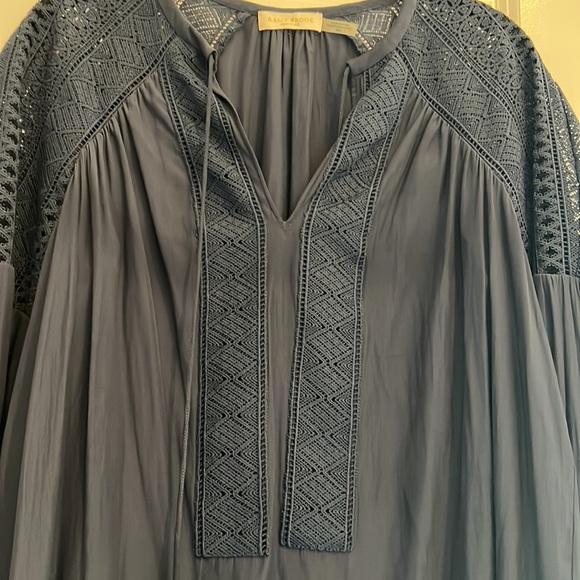 RAMY BROOK navy silk blouse with open crochet detail - Picture 2 of 7